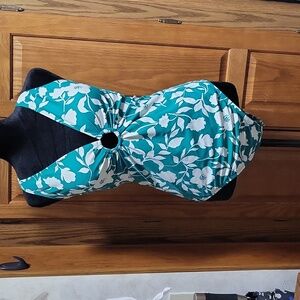 TIME AND TRUE GREEN W/ WHITE FLOWERS WOMENS ONE PIECE SWIM SUIT SIZE XL (16-18)